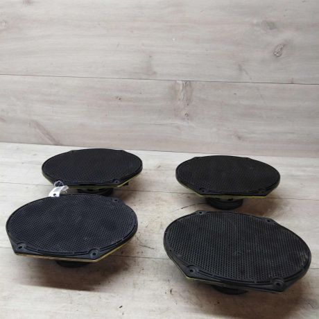 dinamik-akusticeskii-ford-focus-1-rest-art-31442-big-0