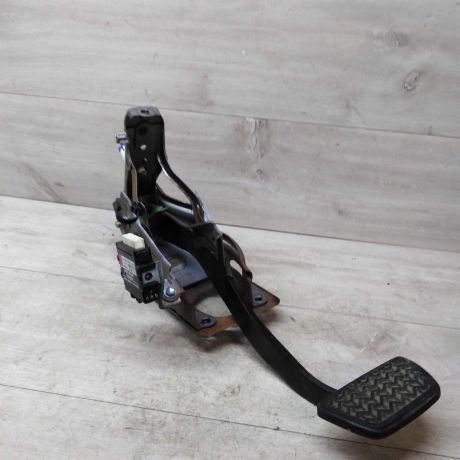 pedal-tormoza-toyota-camry-v40-art-31524-big-1