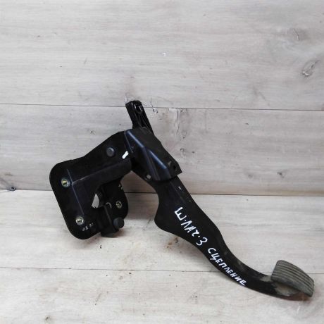pedal-scepleniia-chevrolet-lacetti-art-31670-big-0