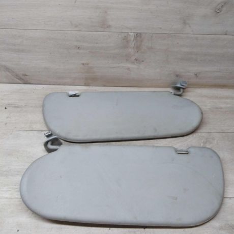 kozyrek-solncezashhitnyi-volkswagen-sharan-rest-art-31787-big-3