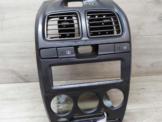 ramka-centralnaia-torpedy-deflektor-hyundai-accent-2-art-32086