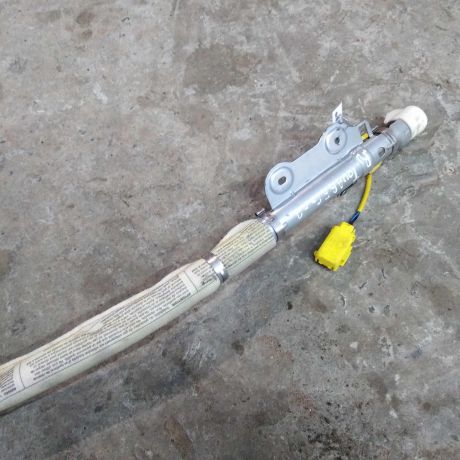 airbag-pravyi-v-krysu-poduska-bezopasnosti-volkswagen-touareg-rest-art-32882-big-3