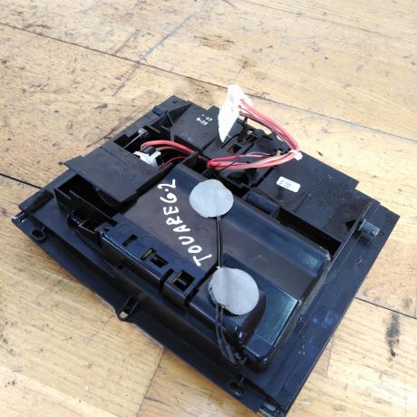 pepelnica-volkswagen-touareg-rest-art-32944-big-1