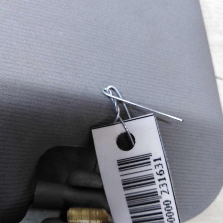 kozyrek-solncezashhitnyi-volkswagen-touareg-rest-art-33118-big-2