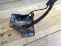 pedalnyi-uzel-pedal-tormoza-pedal-gaza-mitsubishi-carisma-rest-art-33395-small-1