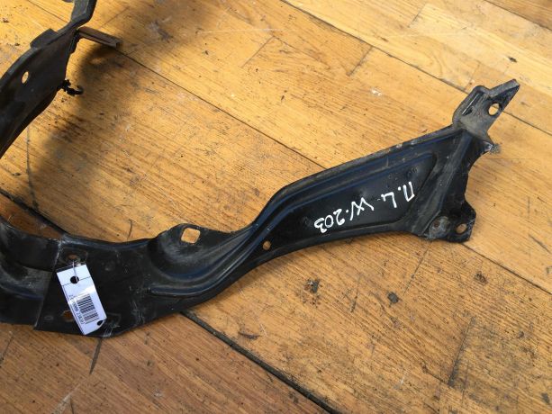 kronstein-paneli-perednii-levyimercedes-w203-do-rest-art-33490-big-3