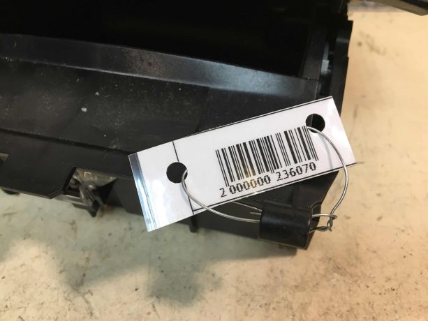 pepelnica-mercedes-w203-do-rest-art-33532-big-4