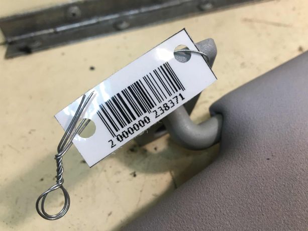 kozyrek-solncezashhitnyi-levyi-mercedes-w203-do-rest-art-33672-big-3