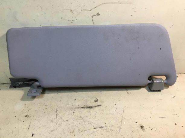 kozyrek-solncezashhitnyi-levyi-mercedes-w203-do-rest-art-33672-big-1