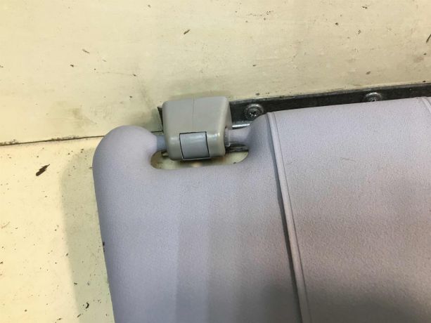 kozyrek-solncezashhitnyi-pravyi-mercedes-w203-do-rest-art-33673-big-3