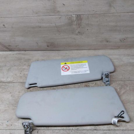 kozyrek-solncezashhitnyi-volkswagen-polo-sedan-art-34224-big-1