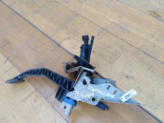 pedali-scepleniia-cilindr-scepleniia-mazda-3-bk-sedan-mkpp-16i-art-34687