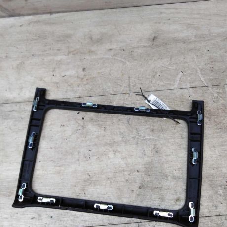 ramka-centralnaia-torpedy-volkswagen-polo-sedan-art-34959-big-3