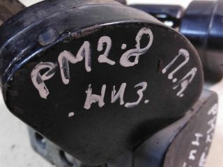 petlia-dveri-peredniaia-pravaia-nizniaia-renault-megane-2-2-stuki-art-35091