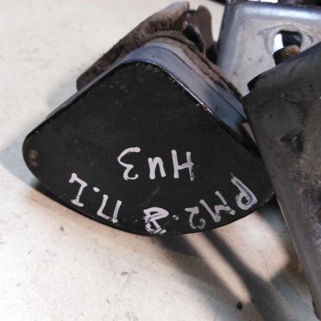 petlia-dveri-peredniaia-pravaia-nizniaia-renault-megane-2-2-stuki-art-35091-big-2