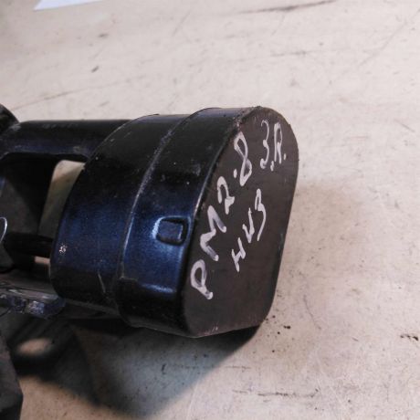 petlia-dveri-peredniaia-pravaia-nizniaia-renault-megane-2-2-stuki-art-35091-big-1