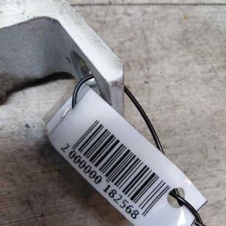 petlia-dveri-volkswagen-polo-5-art-35102-big-1