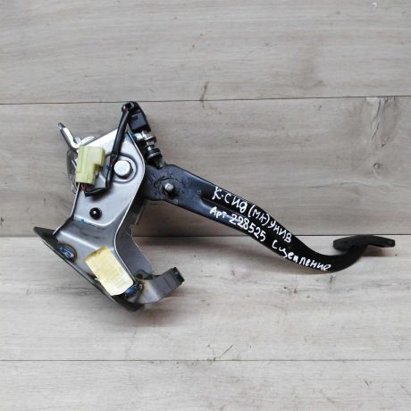 pedal-scepleniia-kia-ceed-art-35433-big-0