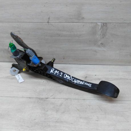 pedal-scepleniia-renault-megane-2-art-35459-big-2