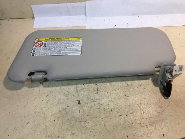 kozyrek-solncezashhitnyi-pravyi-mazda-3-bl-rest-sedan-art-36088-big-3