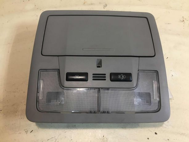 fonar-osveshheniia-salona-ocecnik-plafon-toyota-camry-v50-art-36503-big-0