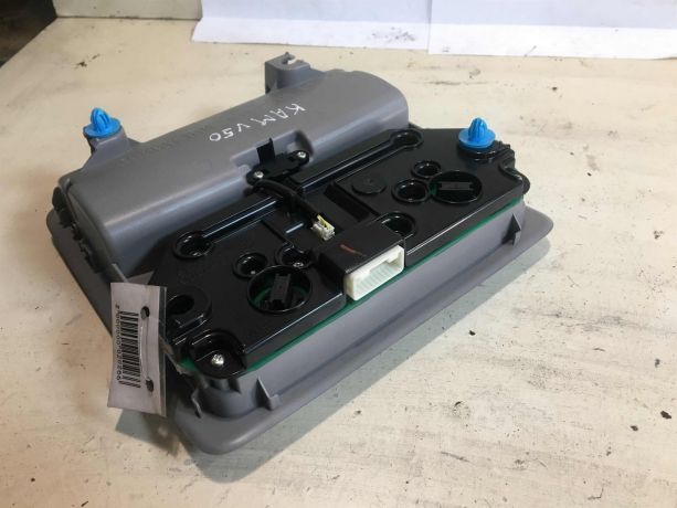 fonar-osveshheniia-salona-ocecnik-plafon-toyota-camry-v50-art-36503-big-4