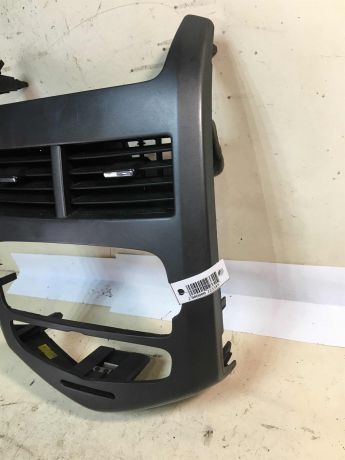 ramka-magnitoly-centralnoi-konsoli-chevrolet-aveo-t300-art-36956-big-4