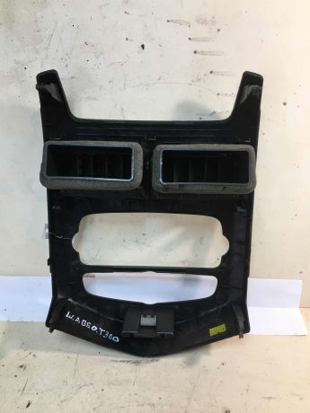 ramka-magnitoly-centralnoi-konsoli-chevrolet-aveo-t300-art-36956-big-3