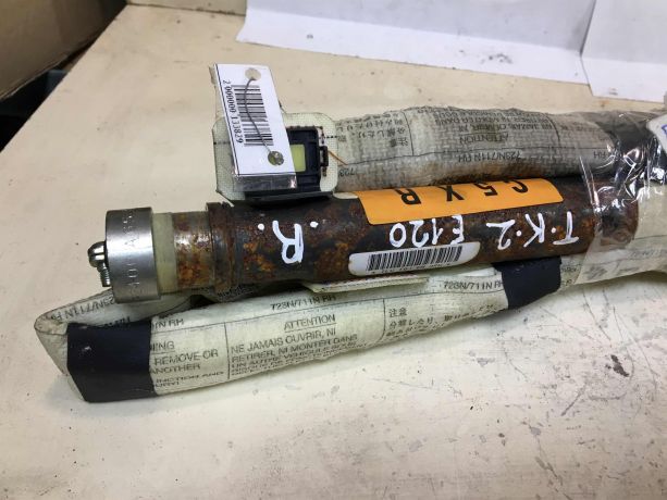 poduska-bezopasnosti-airbag-pravaia-v-krysu-toyota-corolla-ix-e120-e130-rest-xetcbek-art-37378-big-1