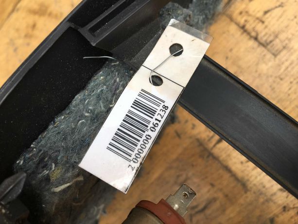 podlokotnik-tunnel-toyota-corolla-ix-e120-e130-rest-art-37391-big-2