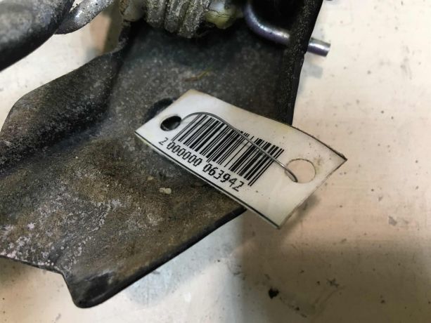 pedal-gaza-toyota-corolla-ix-e120-e130-rest-xetcbek-art-37411-big-2