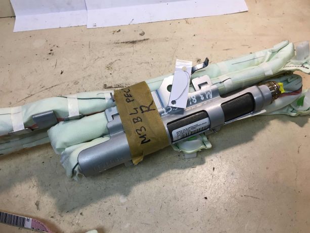 poduska-bezopasnosti-airbag-v-krysu-pravaia-mazda-3-bl-rest-sedan-art-37534-big-1