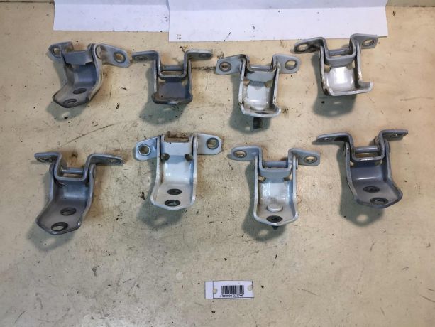 petlia-dveri-mazda-3-art-37541-big-1