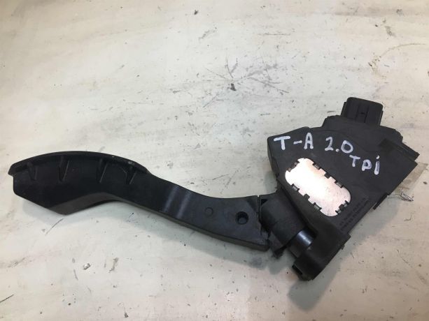 pedal-gaza-toyota-avensis-iii-09g-art-37570-big-2