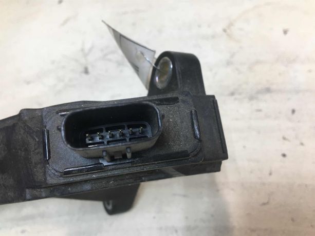 pedal-gaza-toyota-avensis-iii-09g-art-37570-big-3