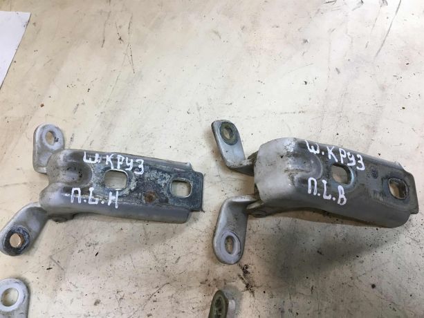 petlia-dveri-chevrolet-cruze-art-38598-big-1