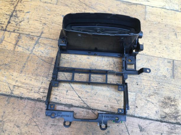 ramka-centralnaia-torpedy-volkswagen-passat-b4-art-38798-big-4