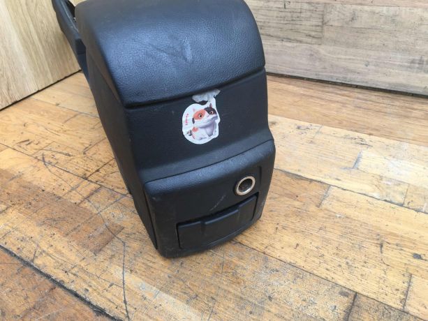 podlokotnik-v-sbore-s-tunnelem-ford-mondeo-4-kgba-16i-rest-art-39068-big-3