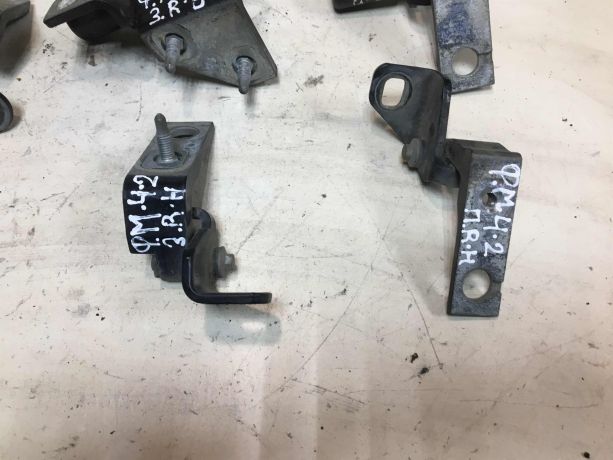 petlia-dveri-ford-mondeo-4-art-39175-big-1