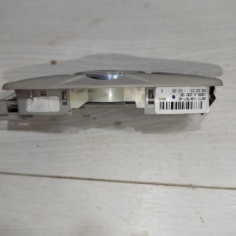 plafon-salona-fonar-osveshheniia-ford-mondeo-4-rest-art-39331-big-5