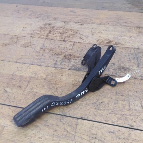 pedal-gaza-ford-mondeo-3-art-39394-big-0