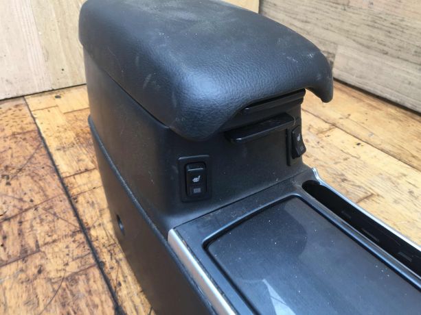 podlokotnik-tonnel-mazda-6-gg-art-39907-big-4