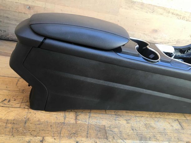 podlokotnik-tonnel-ford-fusion-usa-ford-mondeo-5-se-ecoboost-art-40078-big-2