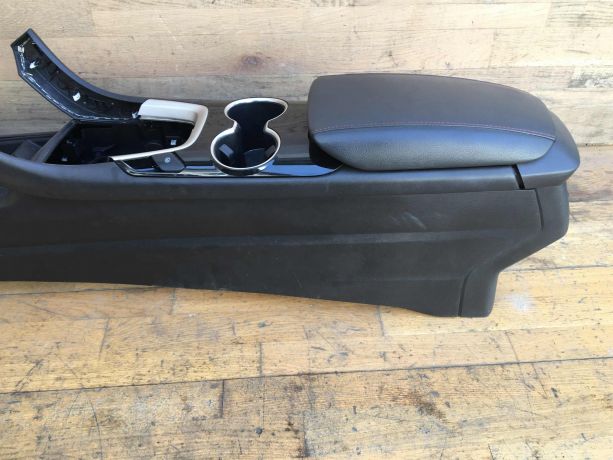 podlokotnik-tonnel-ford-fusion-usa-ford-mondeo-5-se-ecoboost-art-40078-big-7