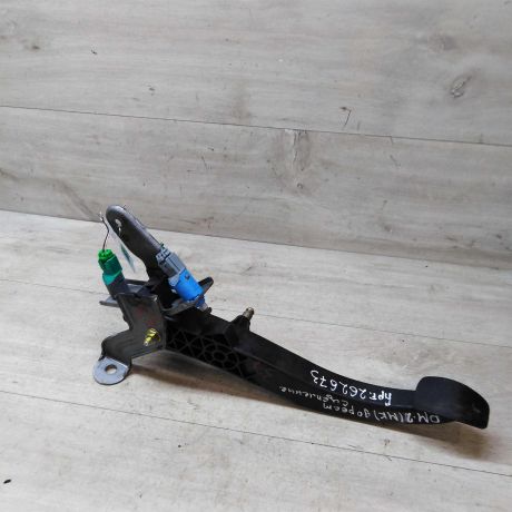 pedal-scepleniia-renault-megane-2-do-rest-art-40116-big-0
