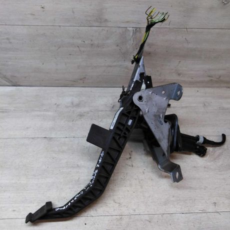 pedal-scepleniia-ford-focus-2-bez-cilindra-art-40257-big-0