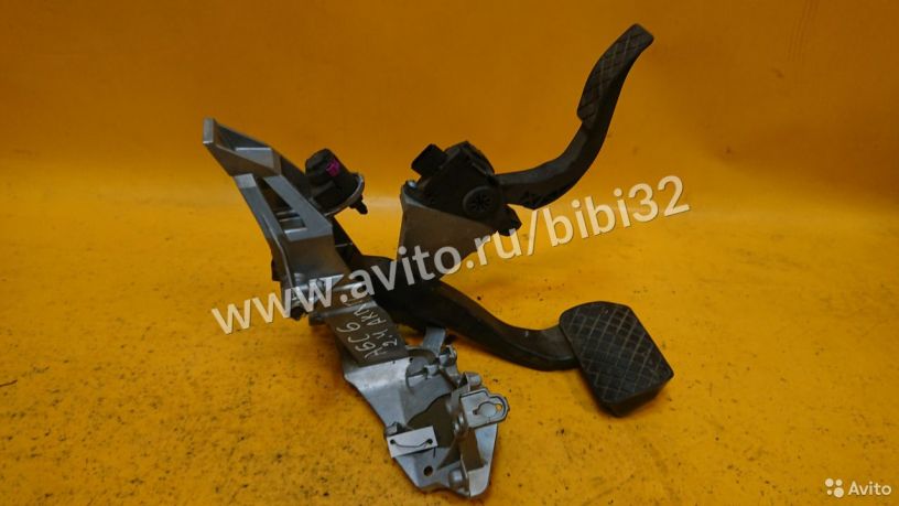 pedalnyi-uzel-audi-a6-c6-8k1723523-6pv009505-01-6pv009505-art-40308-big-0