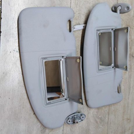 kozyrek-solncezashhitnyi-ford-focus-2-do-rest-art-40488-big-1