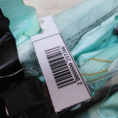 poduska-bezopasnosti-v-krysu-pravaia-volkswagen-passat-b7-art-40829-big-1