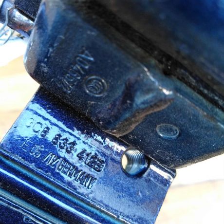 petlia-dveri-zadniaia-pravaia-volkswagen-passat-b7-art-41258-big-3